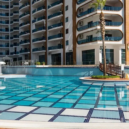 Azura Alanya 2 Bedroom Pool View Apartment